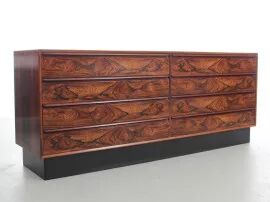 Scandinavian chest of drawers with 8 drawers in Rio rosewood