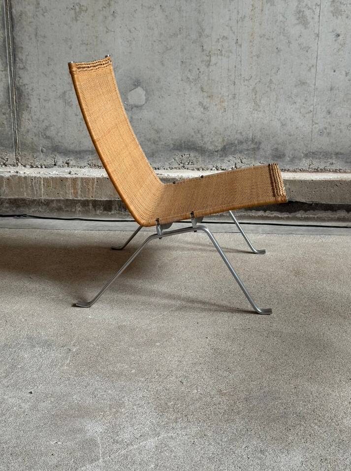 PK22 lounge chair by Poul Kjærholm for Fritz Hansen
