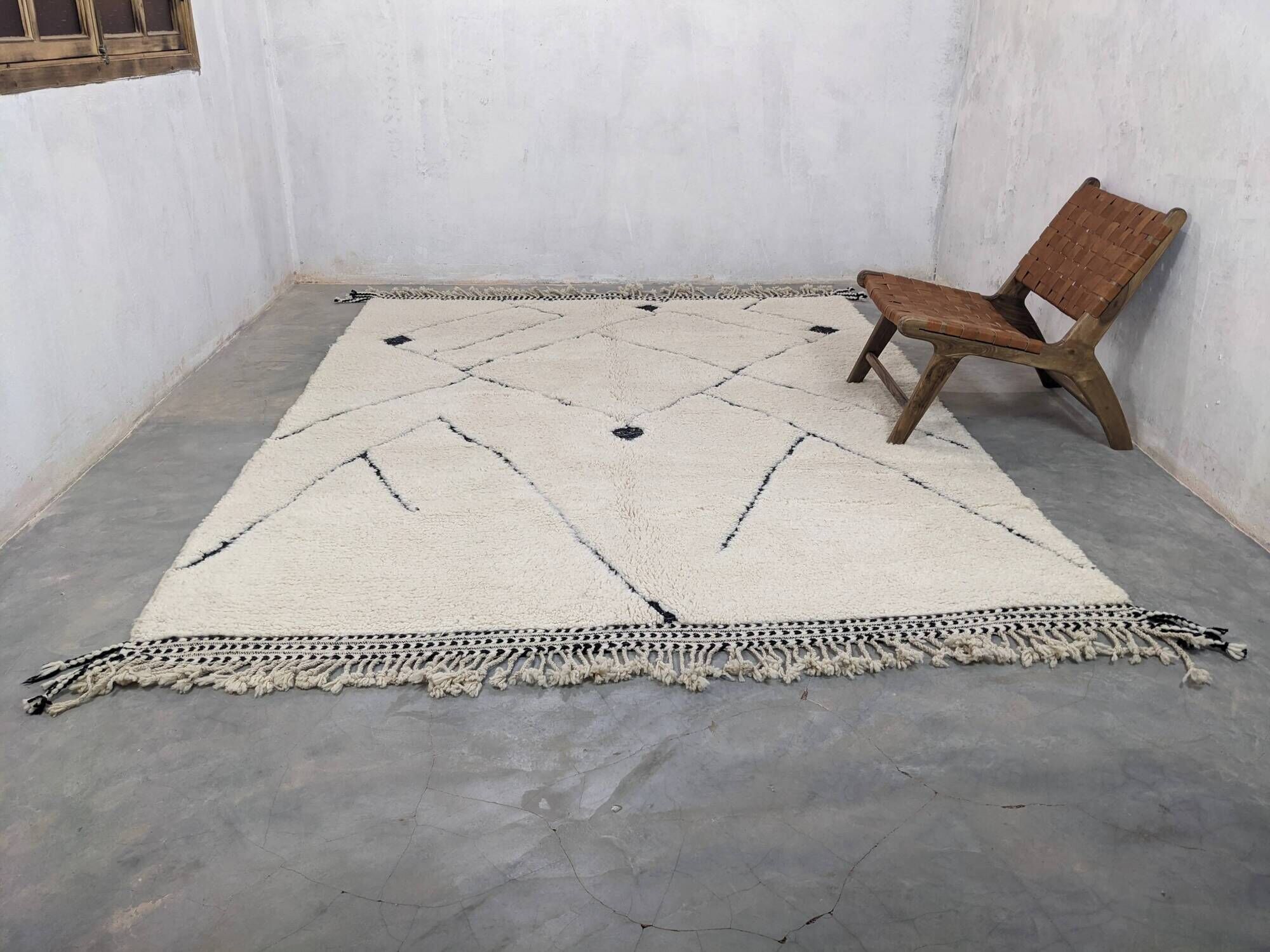 Large Beni Ouarain rug, 285 x 220 cm || 9.35 x 7.22 feet, G-293