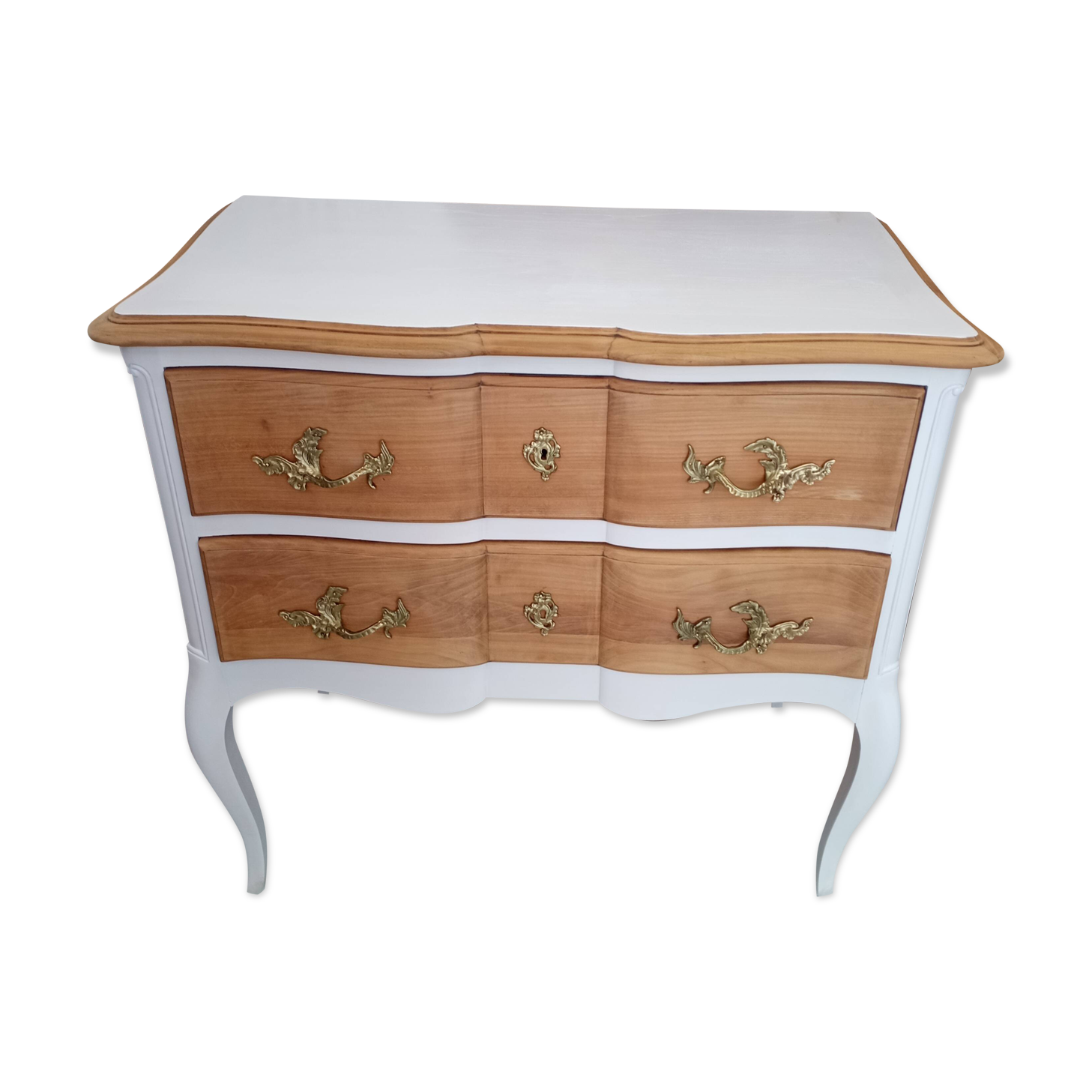 Louis XV style chest of drawers