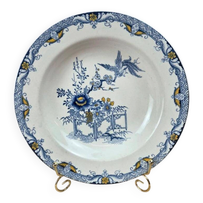 Assiette creuse en terre de fer polychrome Creil Montereau Kyoto,