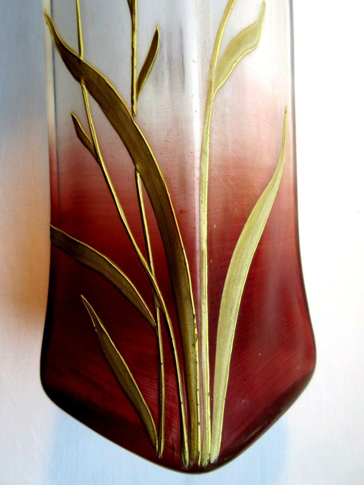 Square and high vase, degraded red, enamelled with art Nouveau stylized poppies