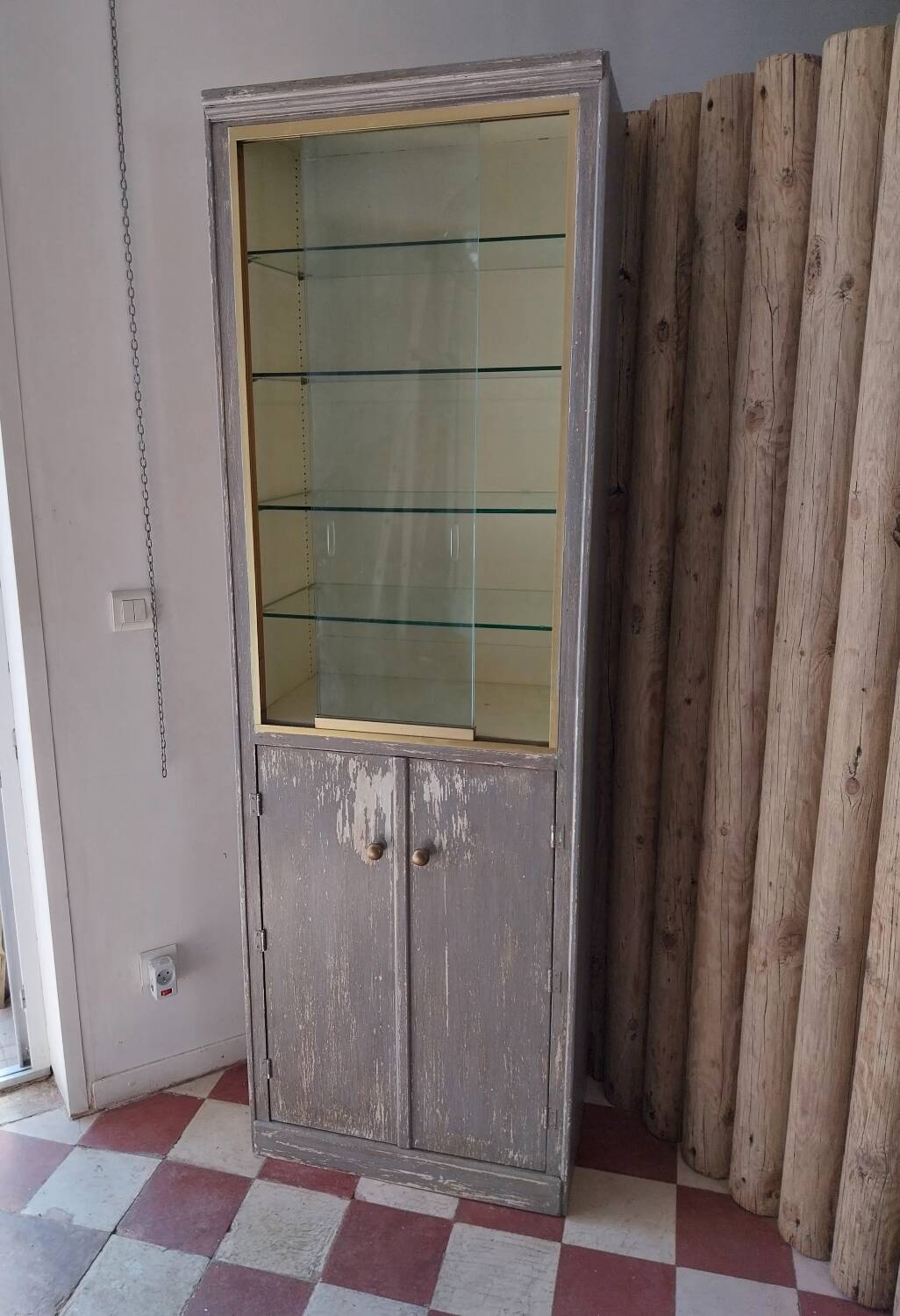 1970s jeweler's display case