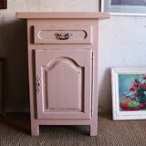Confiturier haut ancien en bois massif peint rose