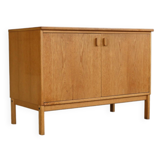 vintage sideboard | cupboard | oak | 60s | Sweden