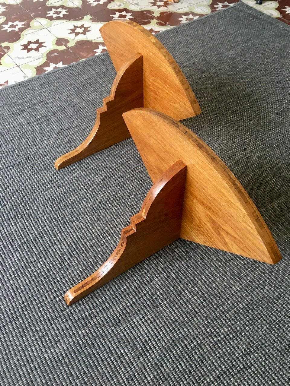 1950s corner shelves