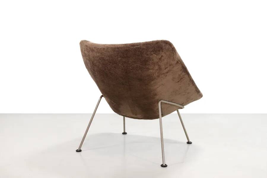 Artifort Oyster model F157 armchair by Pierre Paulin, 1950s