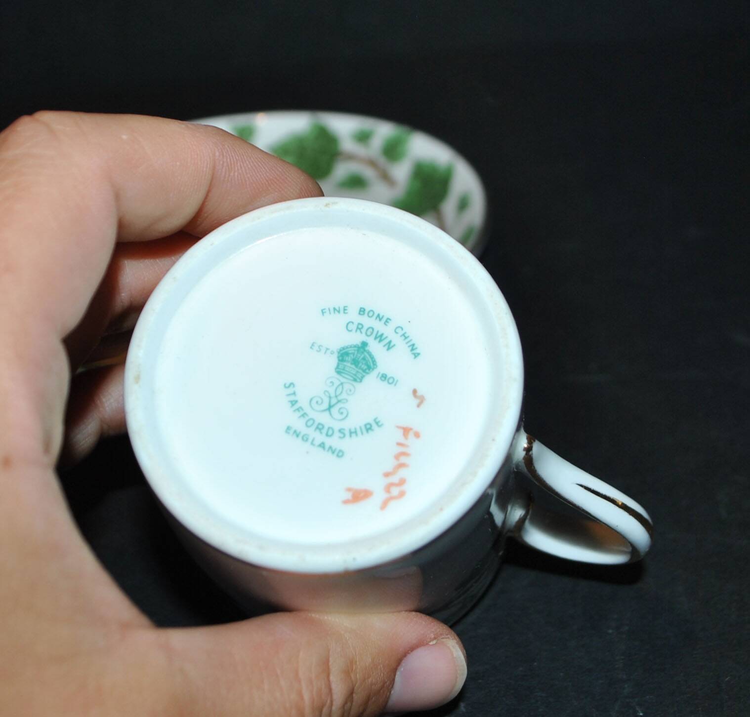 Old STAFFORDSHIRE English porcelain coffee cup litron ivy decor
