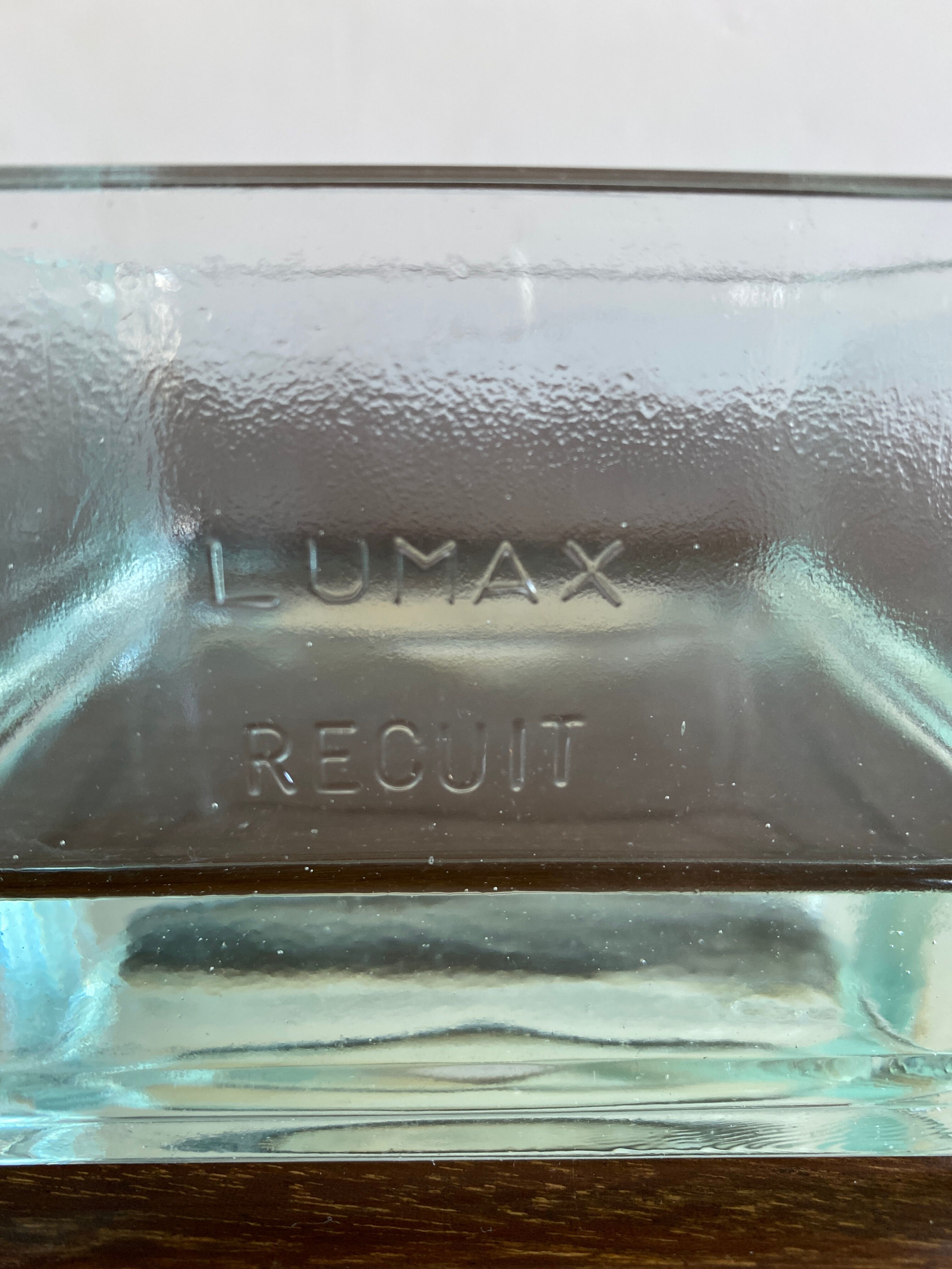 Lumax brand glass empty pocket
