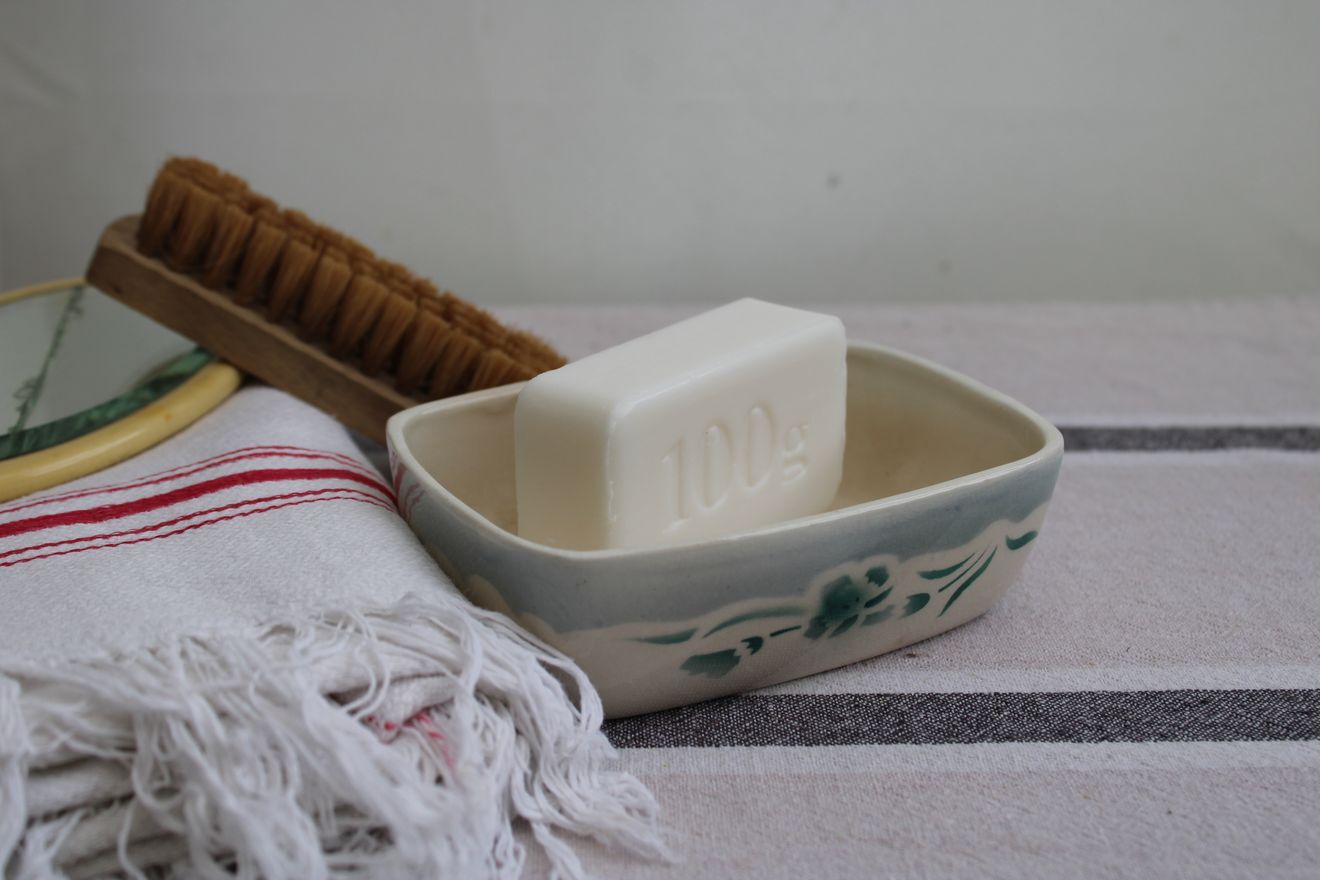 Ceramic soap holder