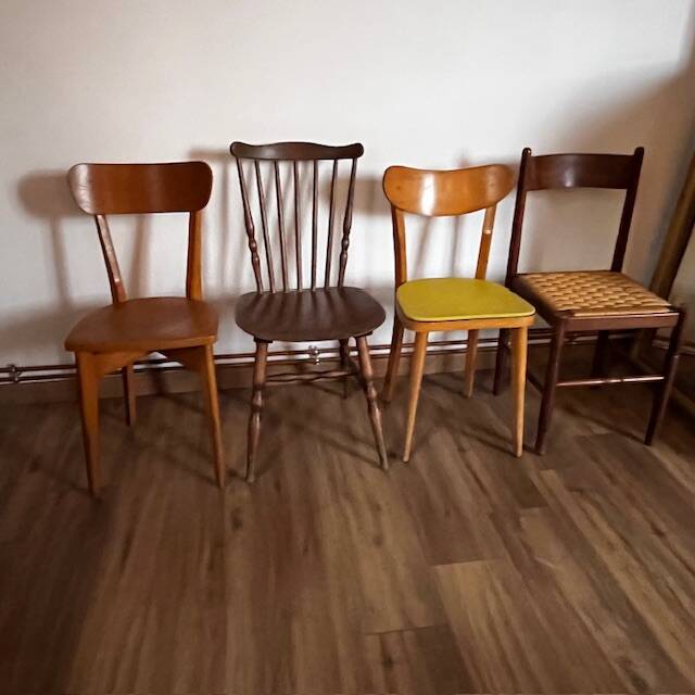 Set of 4 mismatched chairs