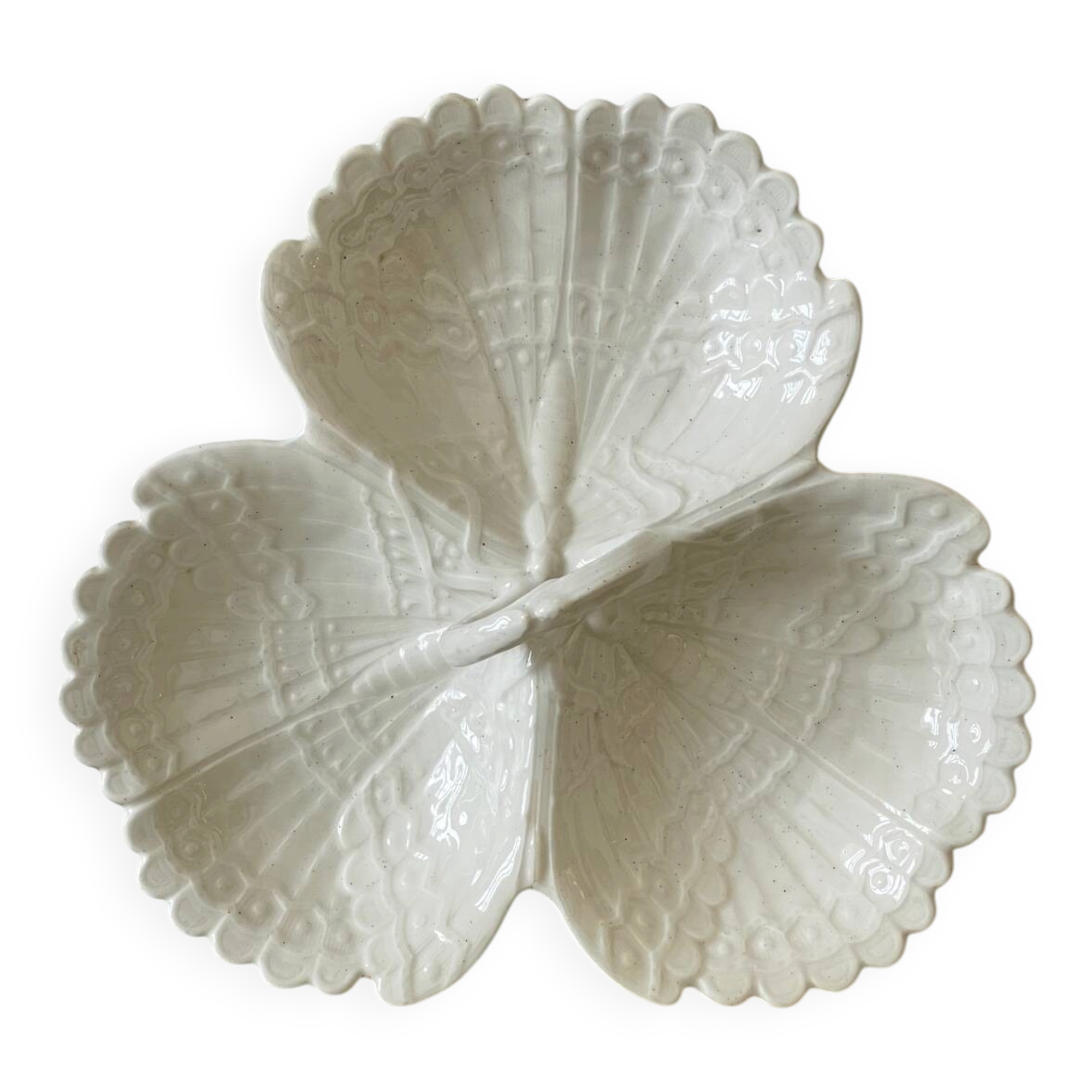 White earthenware plate