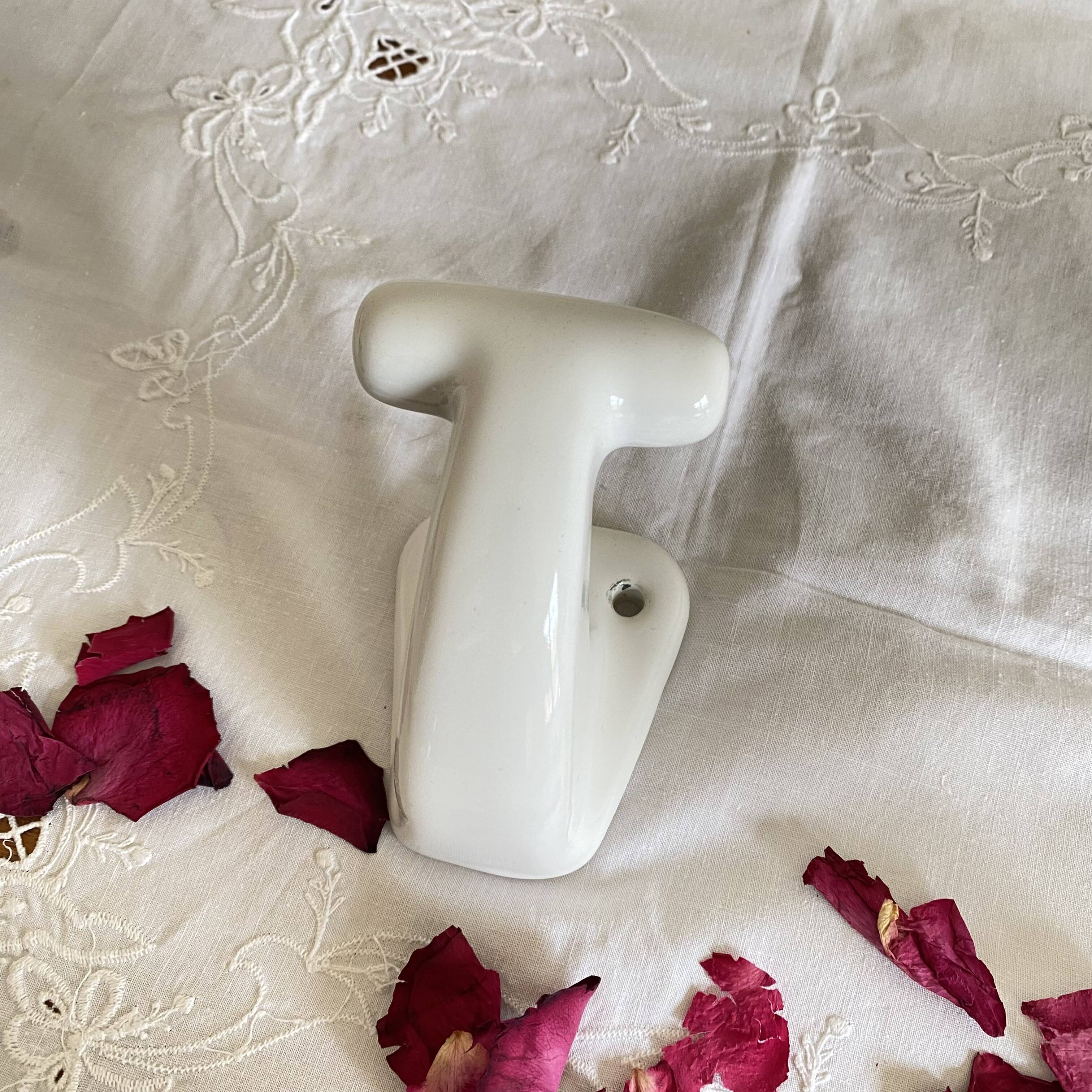 4 antique ceramic earthenware wall hooks towel holders ACC-7340