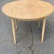 Table à manger scandinave ronde extensible rénovée en teck 1950