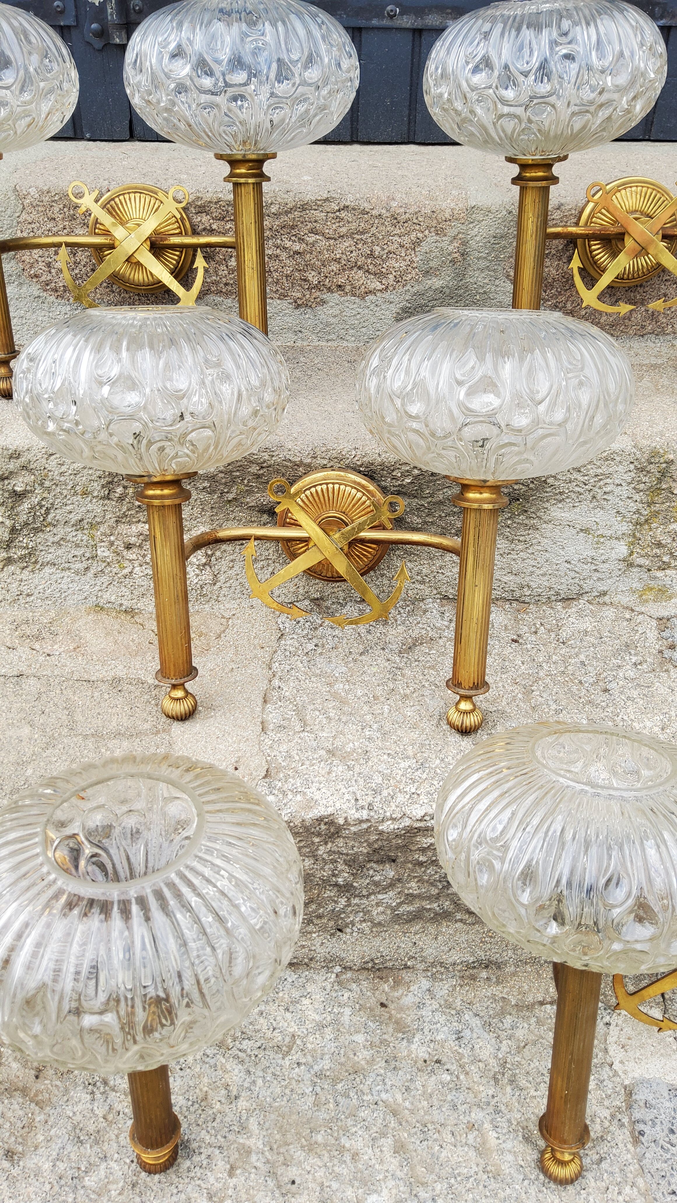 Set of 5 glass and brass sconces from the 70s