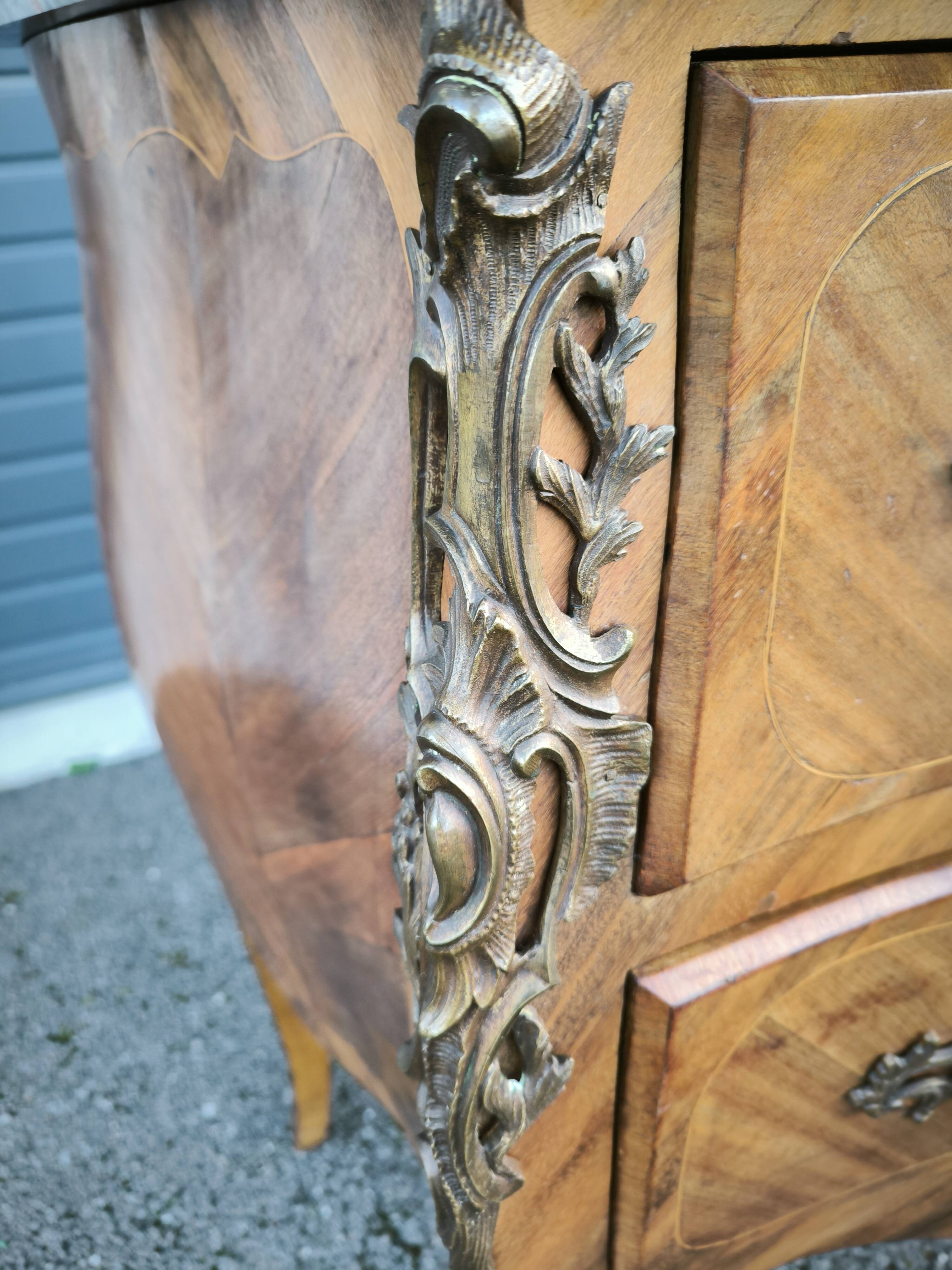 Louis XV style chest of drawers