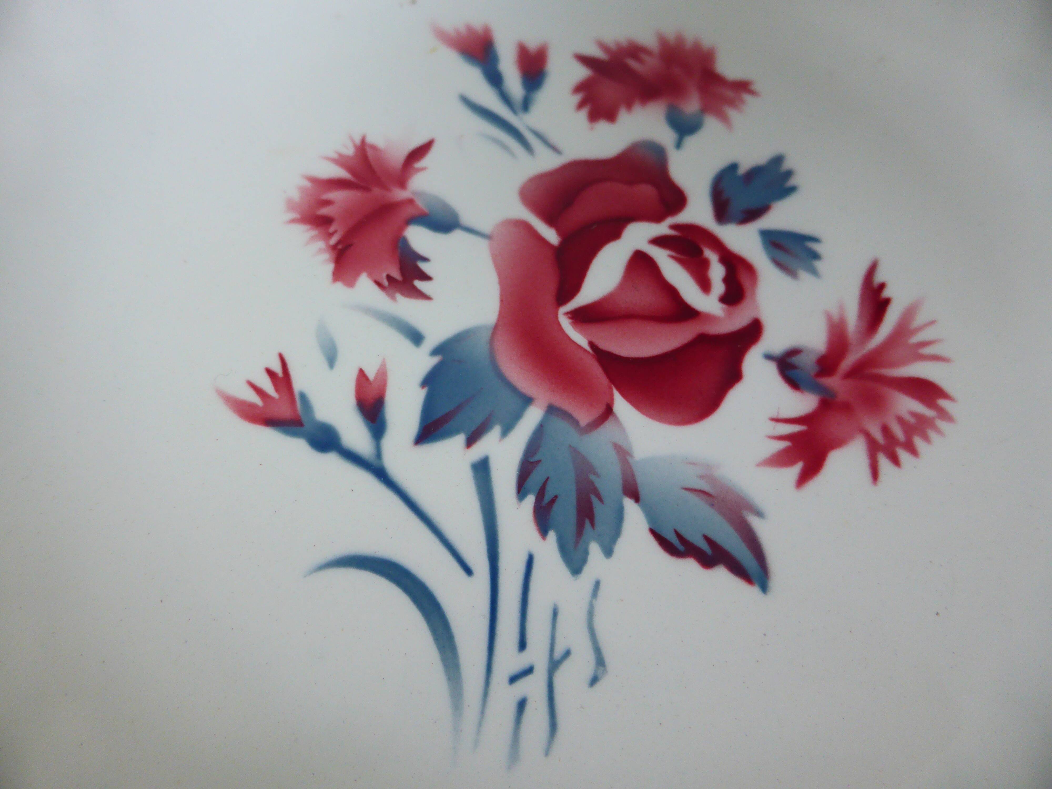 4 vintage Digoin Sarreguemines soup plates, Nina Rosa model 2008158