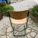 School chair VS Germany