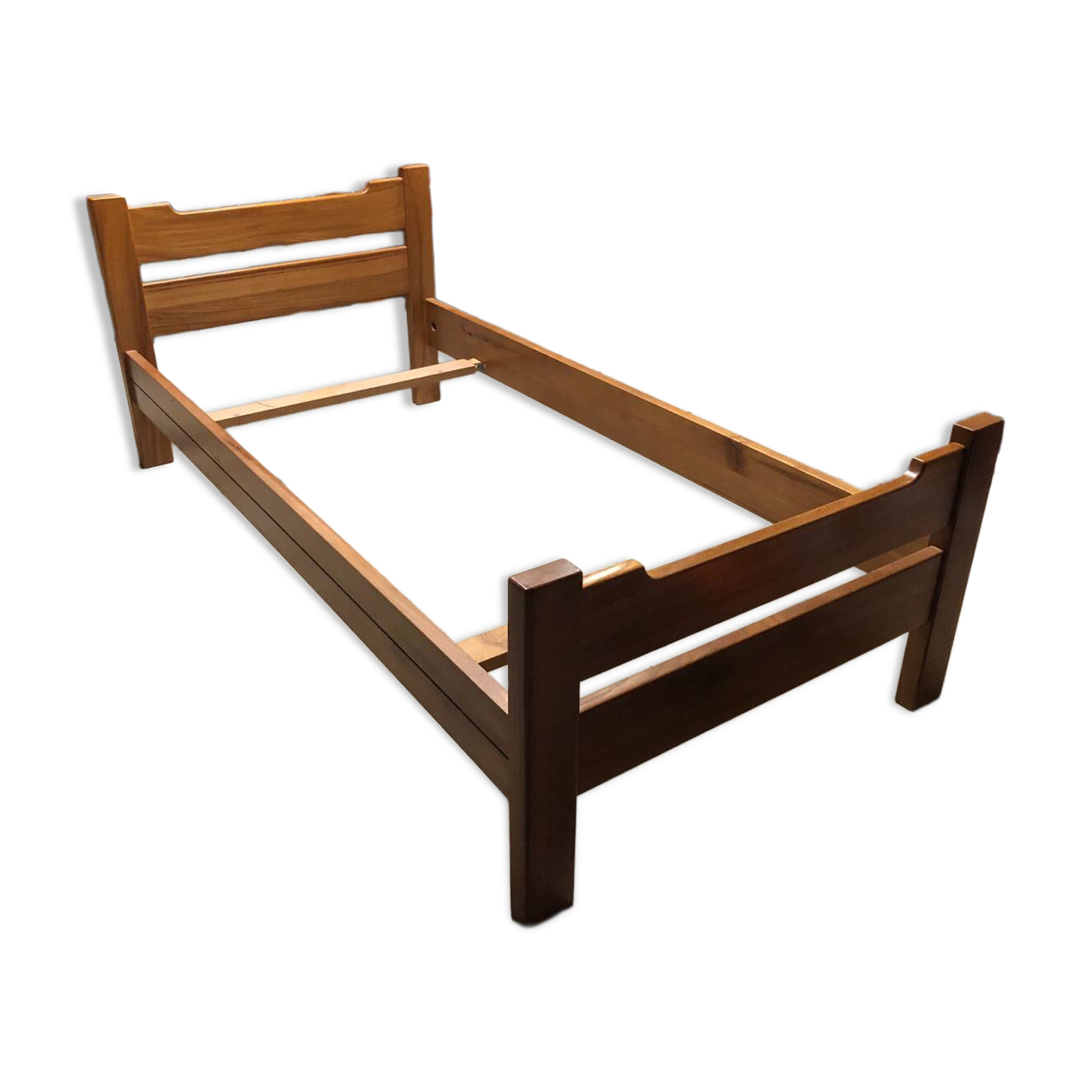 Maison Regain elm single bed