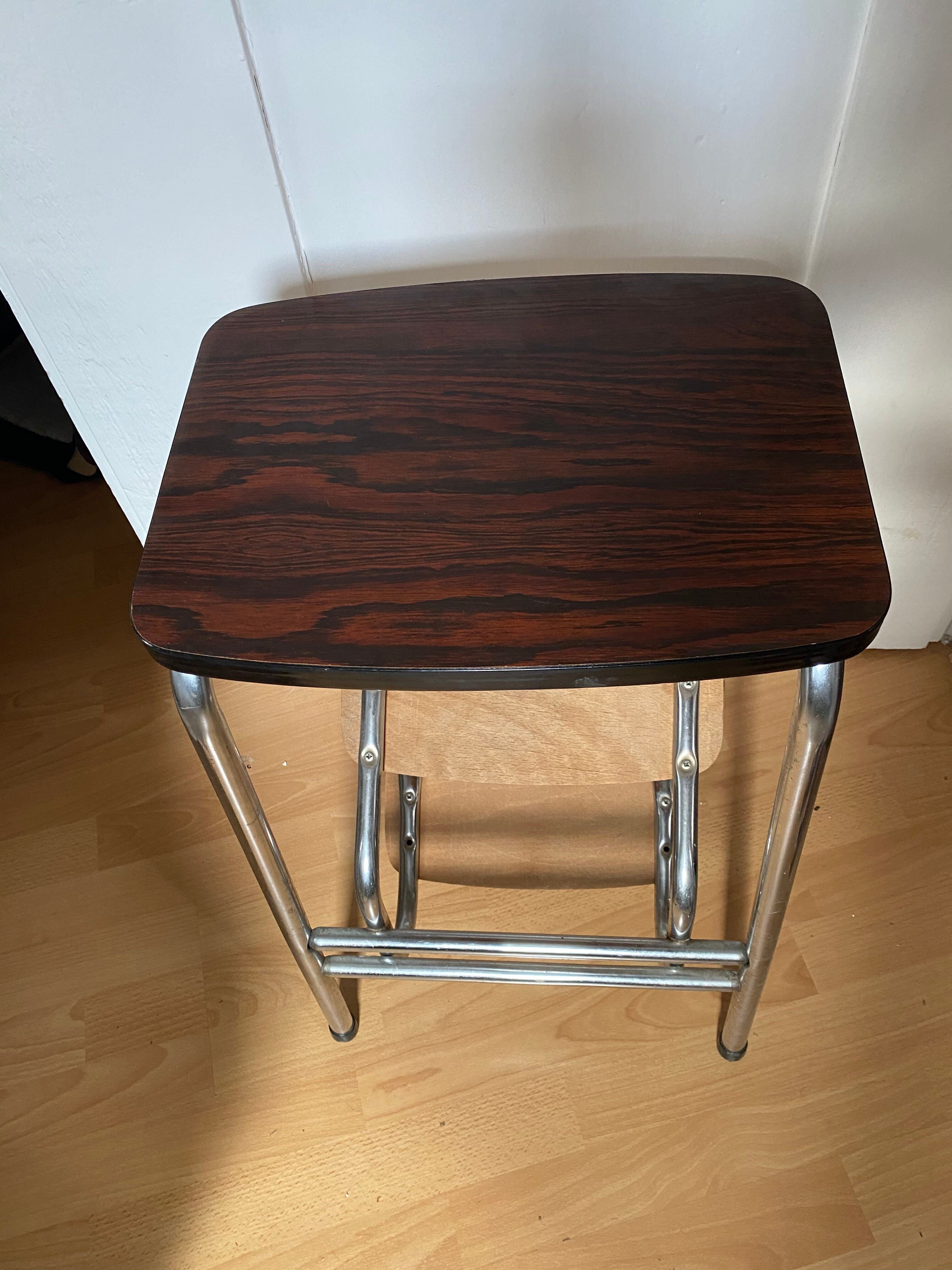 Footst formica walking feet