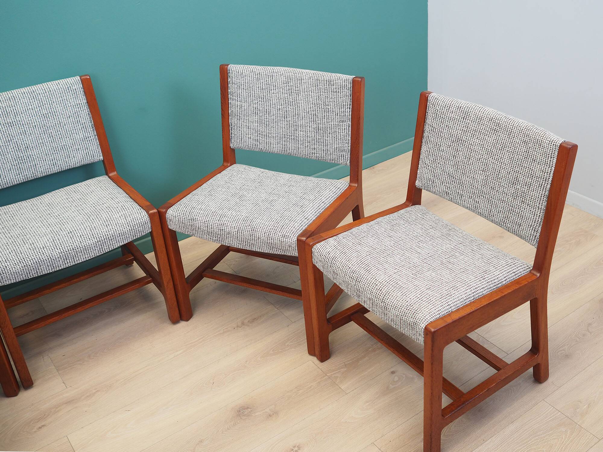 Set of five teak chairs, Danish design, 1970s, production: Denmark