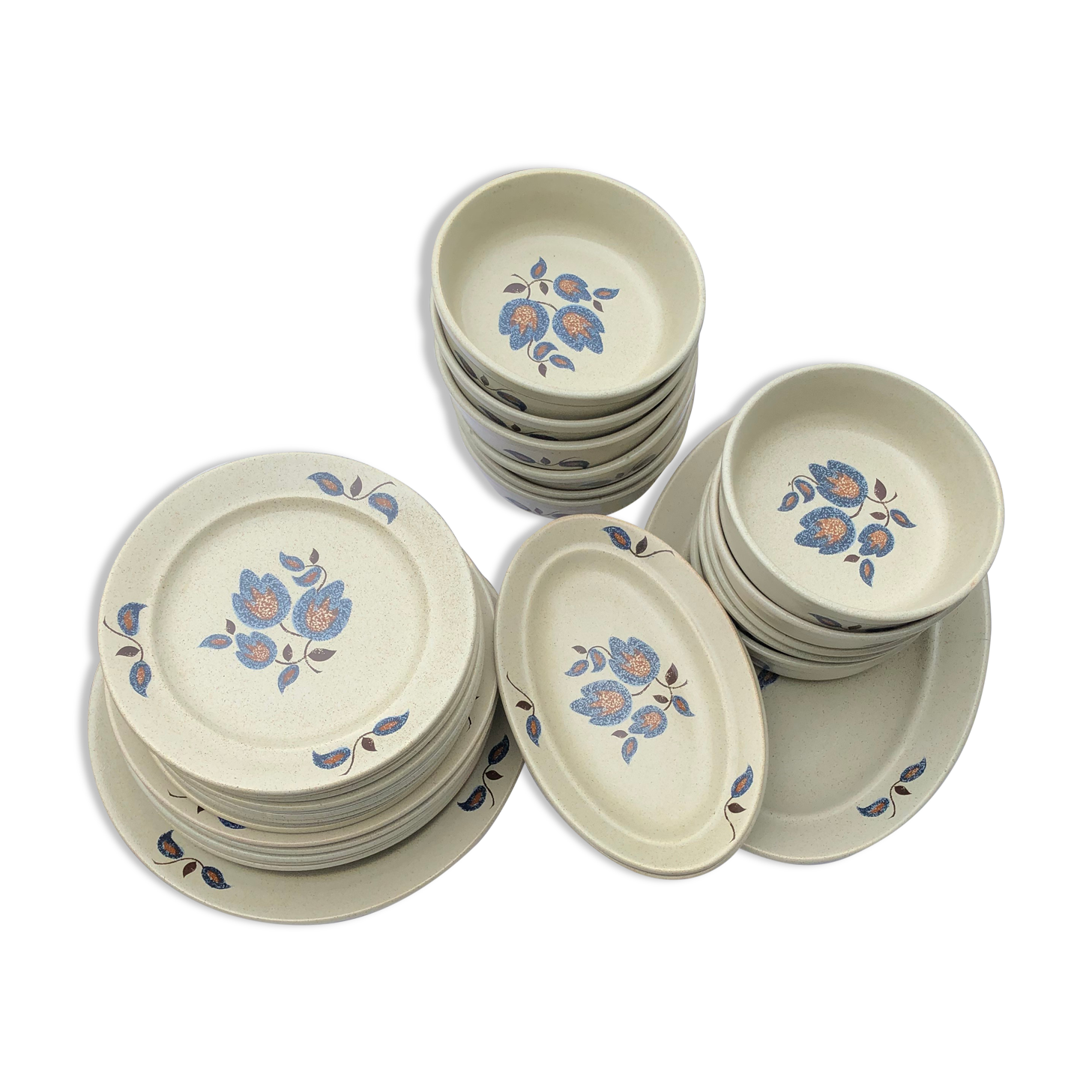 Tableware service st amand (33 pieces)