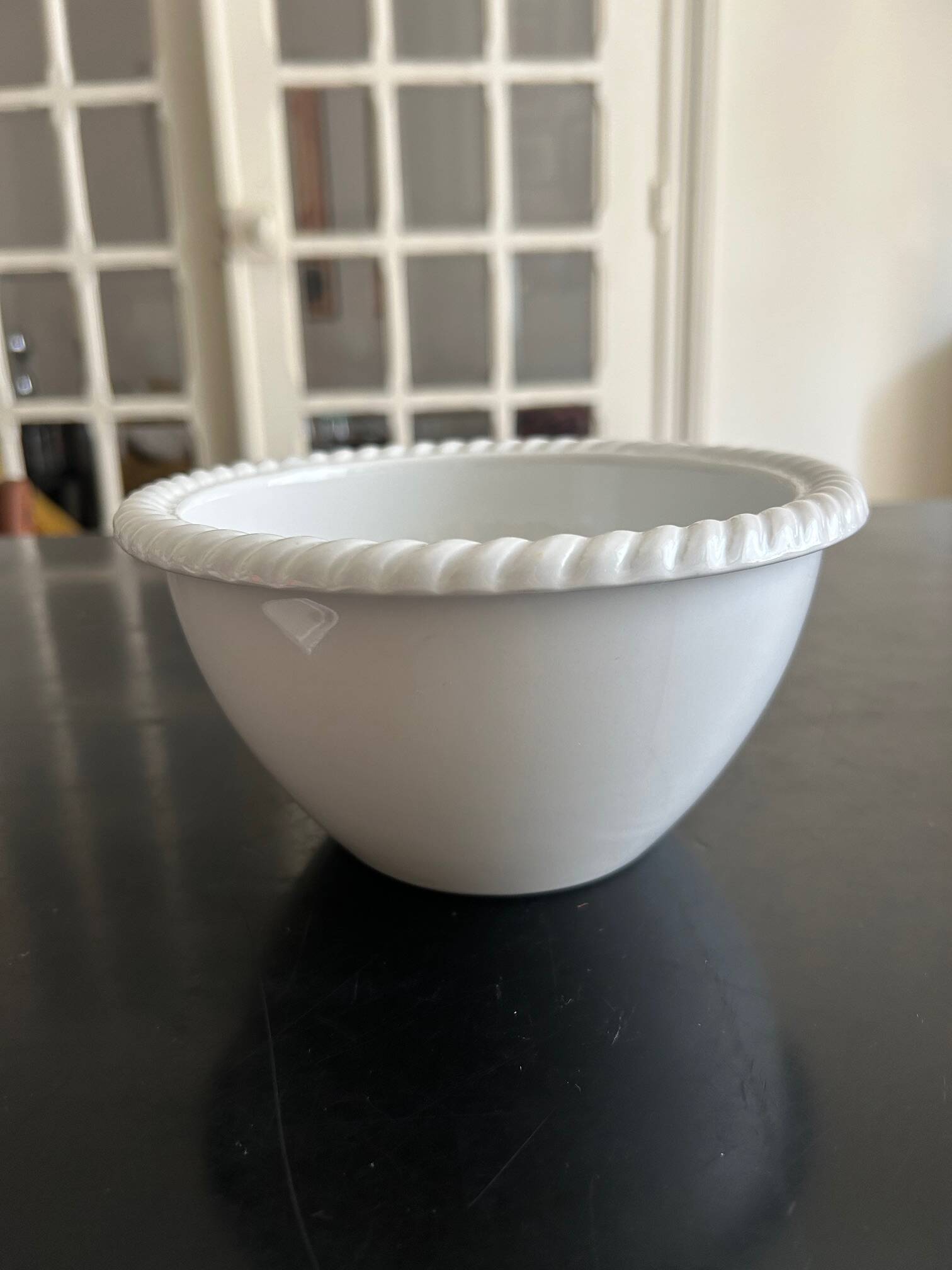 large Pillivuyt bowl