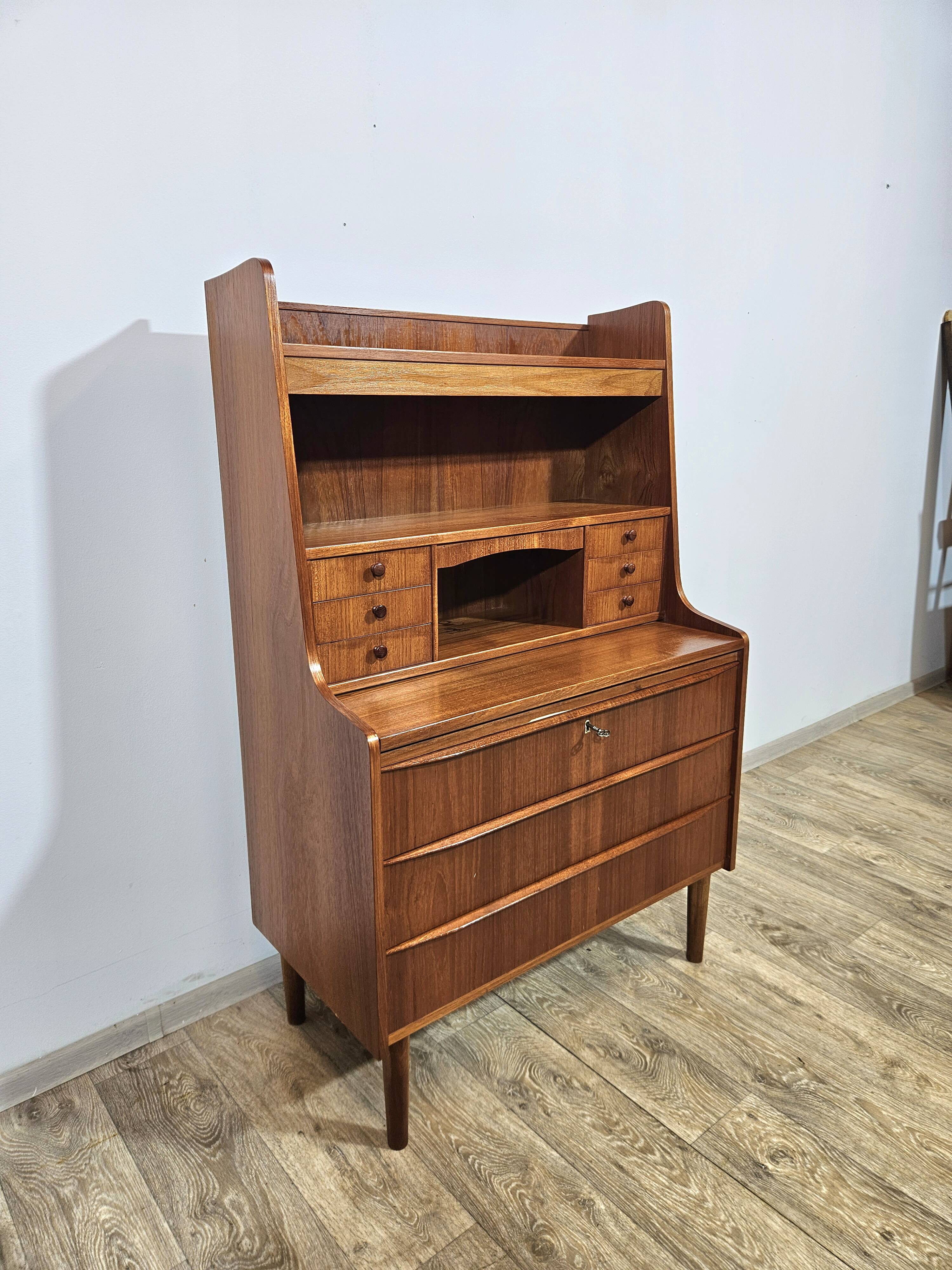 Secretary / Teak dressing table, Danish design, 1960s.