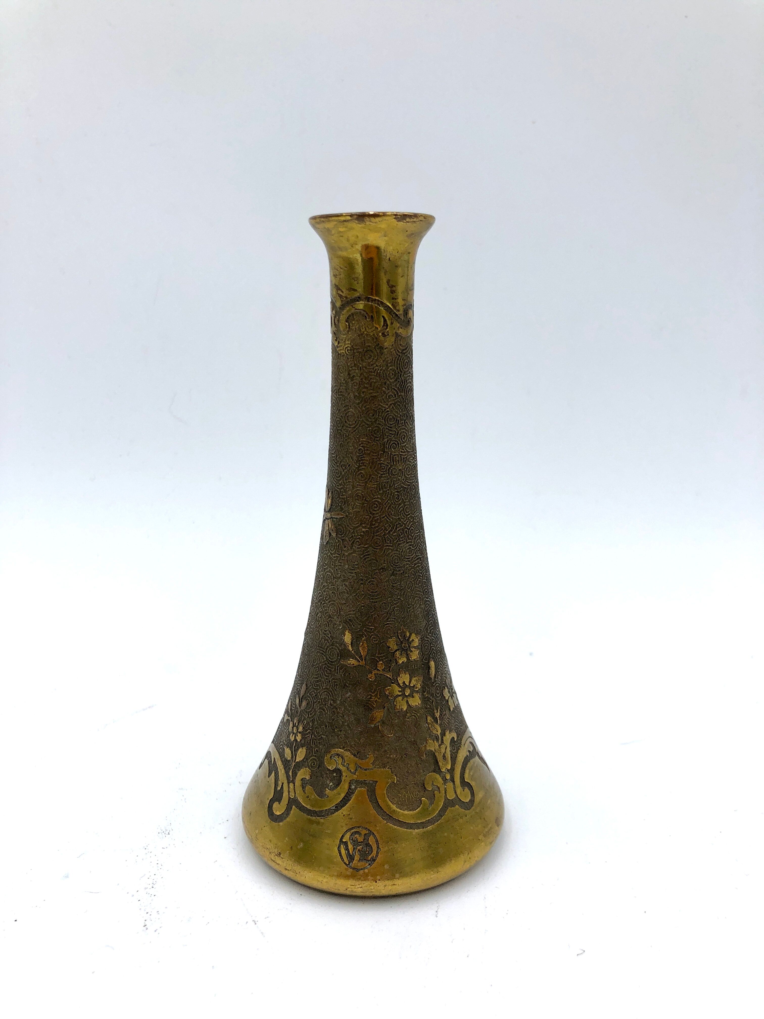 Small Art Nouveau vase Léon Ledru Val Saint Lambert