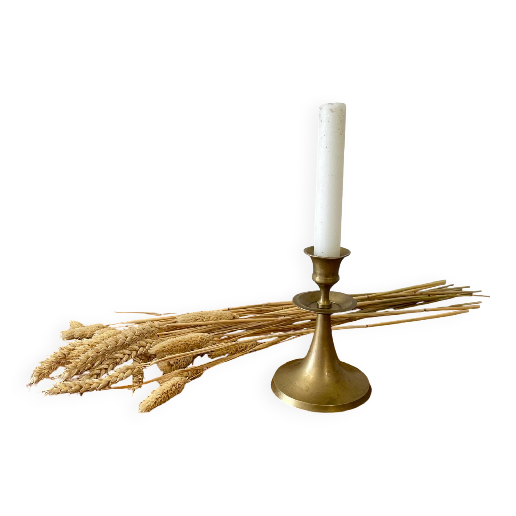 Brass candle holder with collar