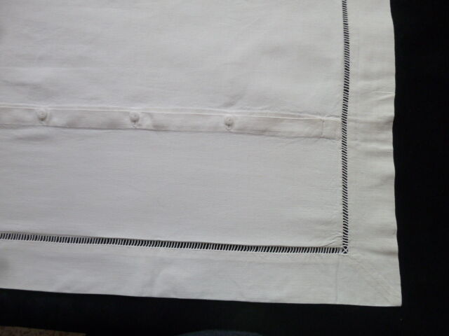 Pair of pillowcases in white mestizo with embroidery and days