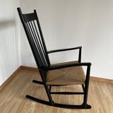 Fauteuil à bascule J16 Mobler Hans Wegner