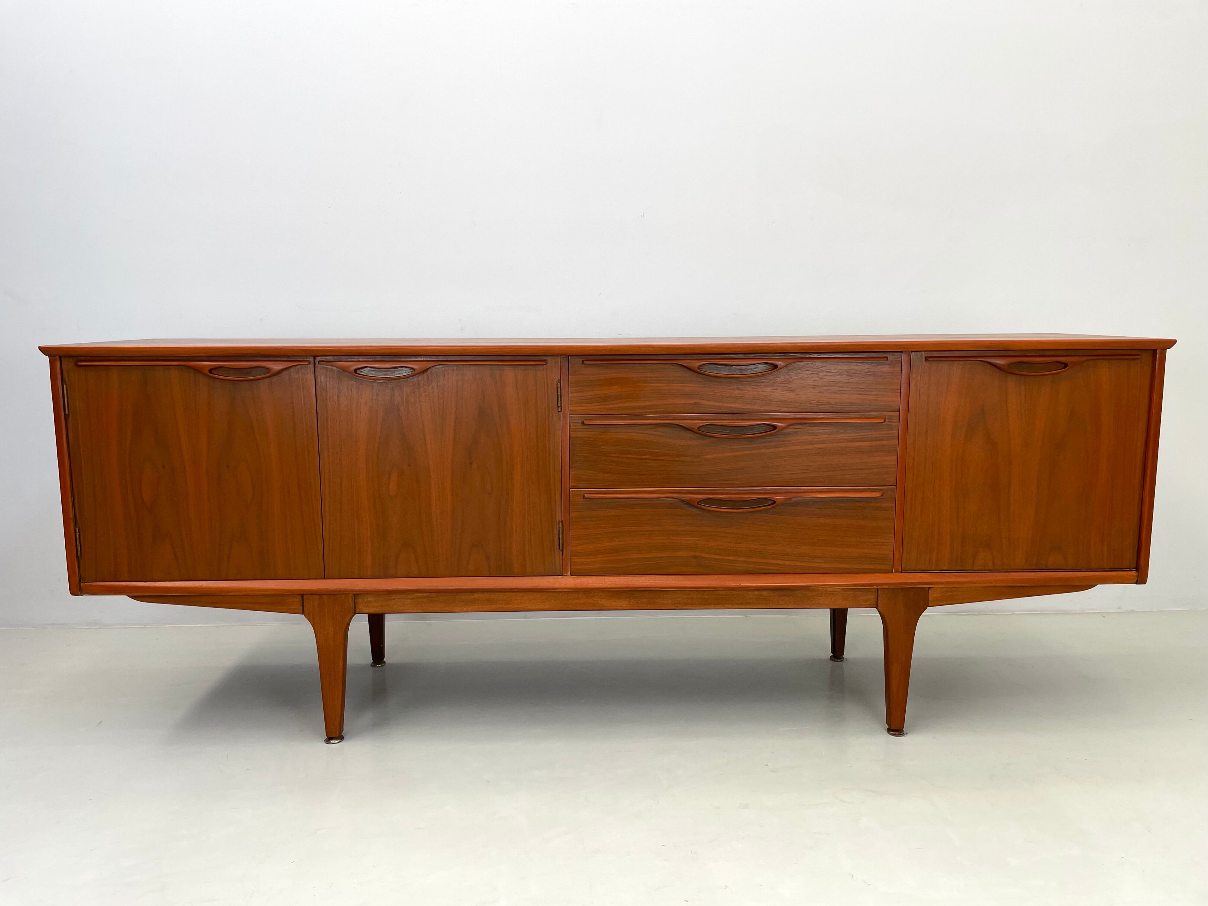 Enfilade Jentique vintage années 1960