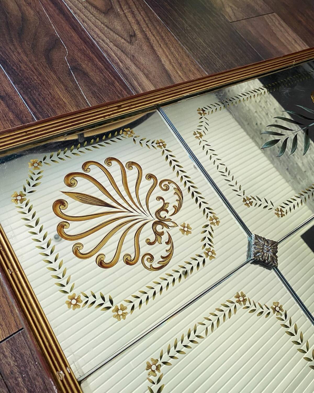 Large 1950 Venetian mirror with wooden frame