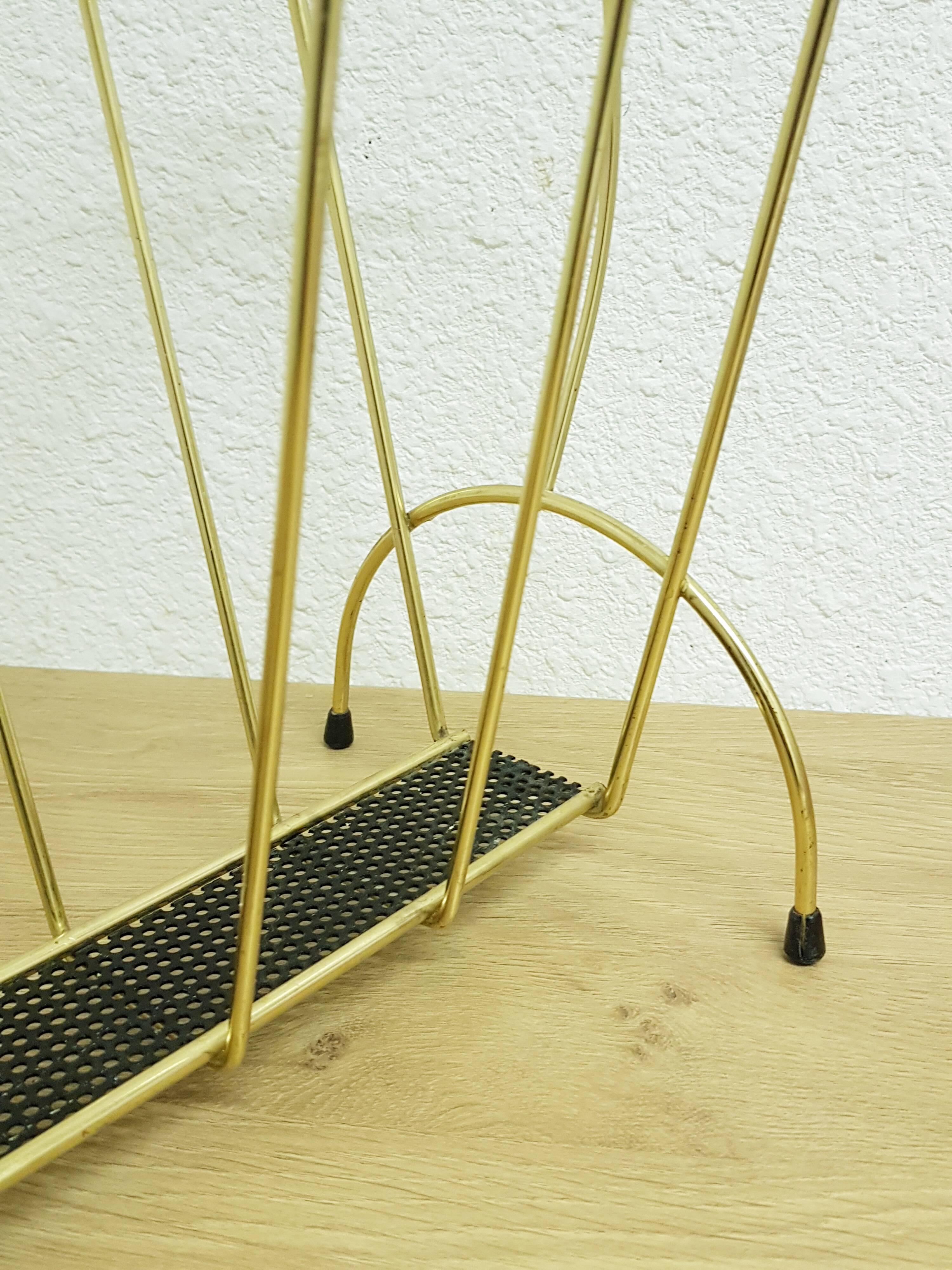 Mid-century magazine rack