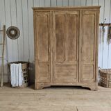 Armoire parisienne