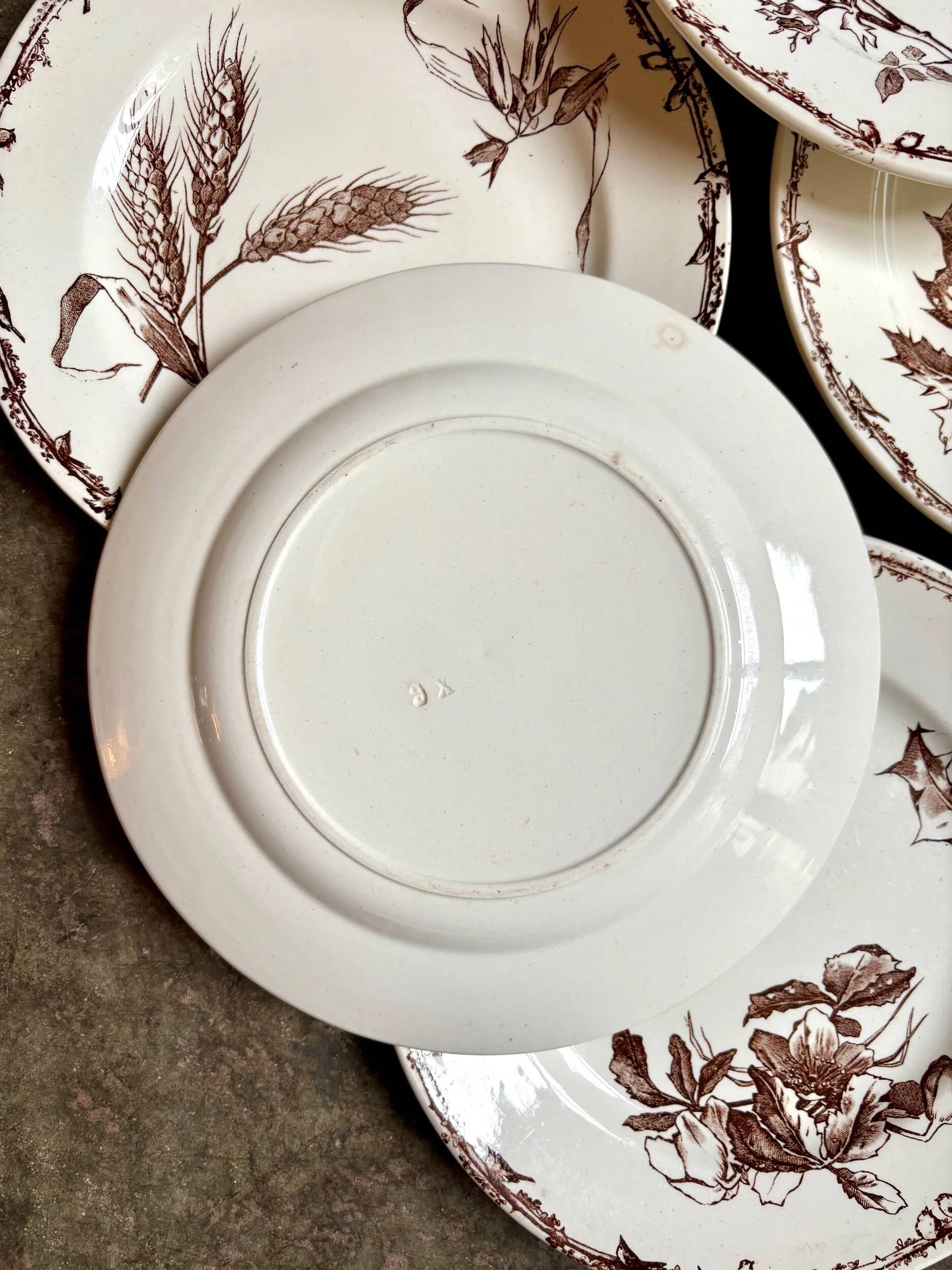 6 assiettes à dessert HB & Cie en terre de fer marron