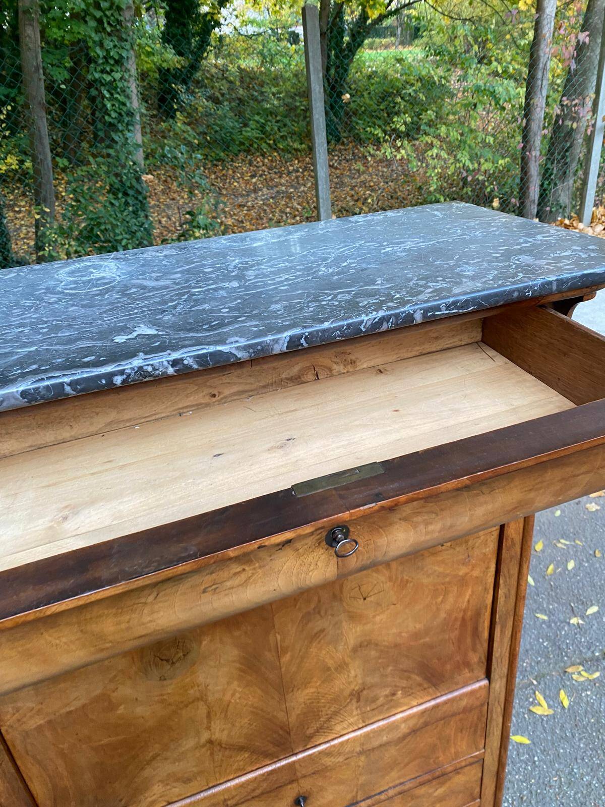19th century secretary desk in solid walnut and burr grey marble
