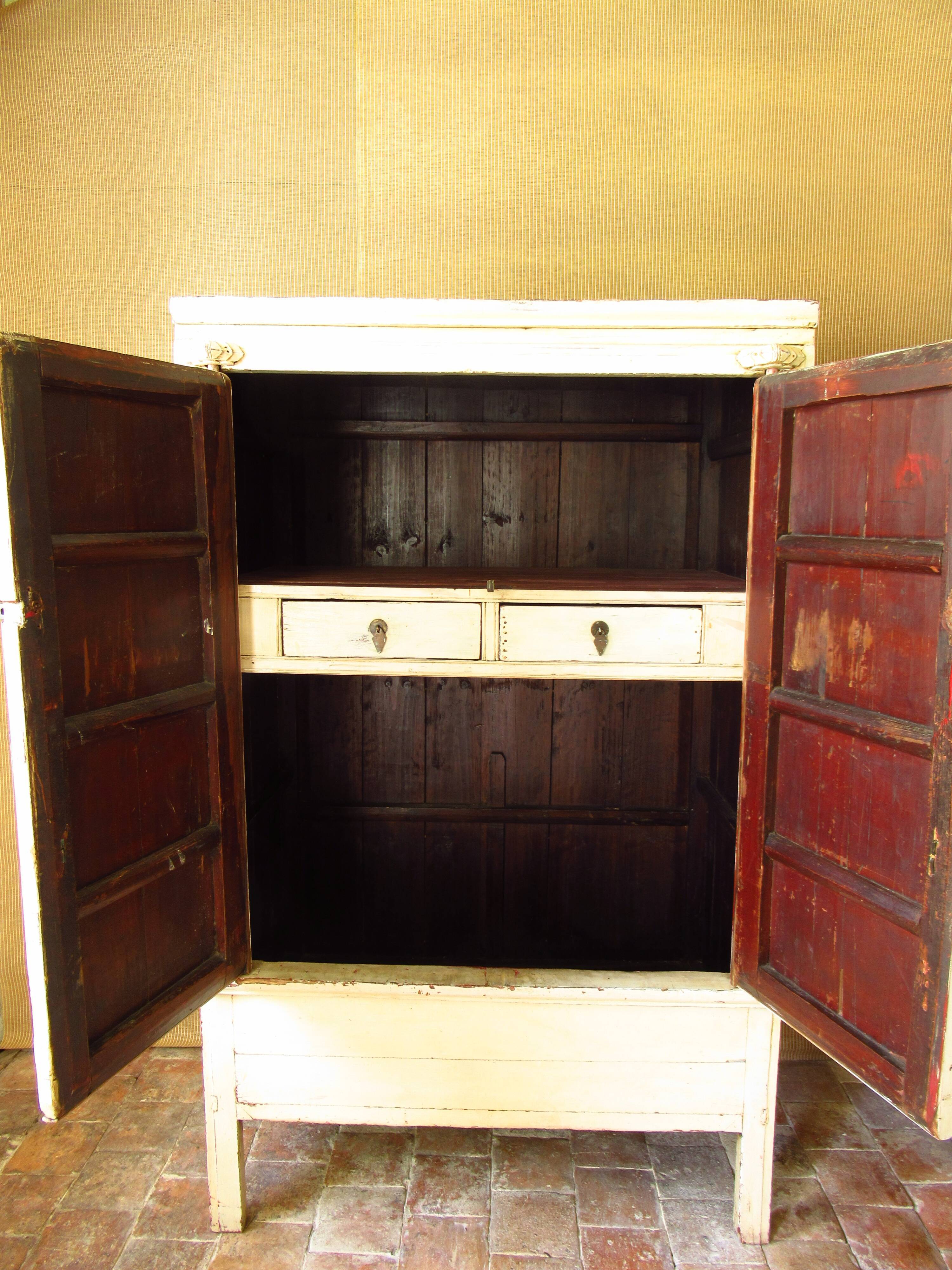 Chinese traditional wardrobe