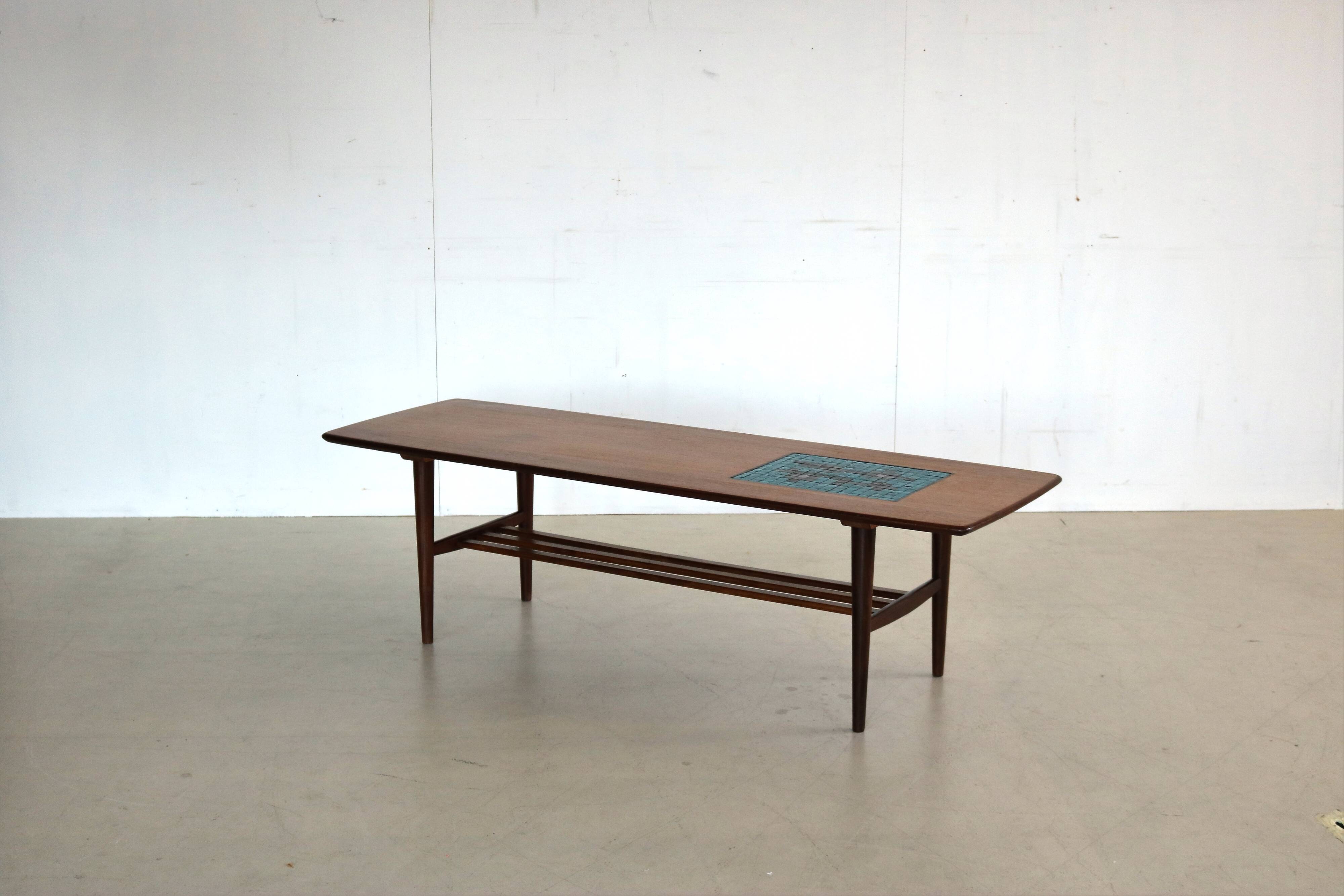 Vintage teak coffee table by wébé, van teeffelen