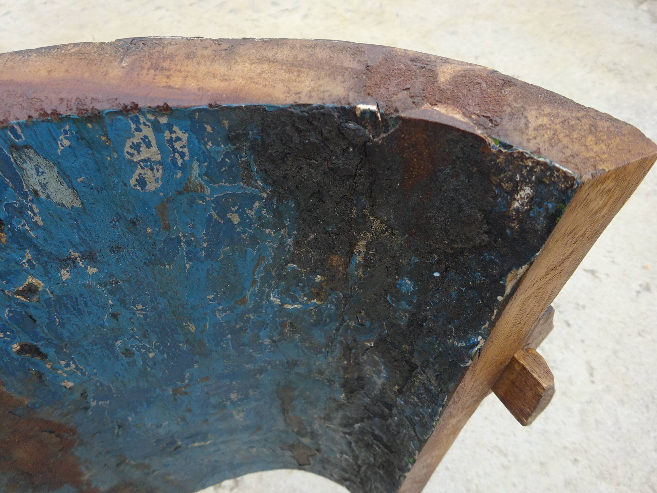 Small buffet in solid teak