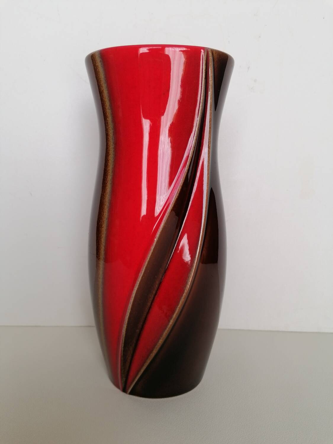 Red and brown verceram vase