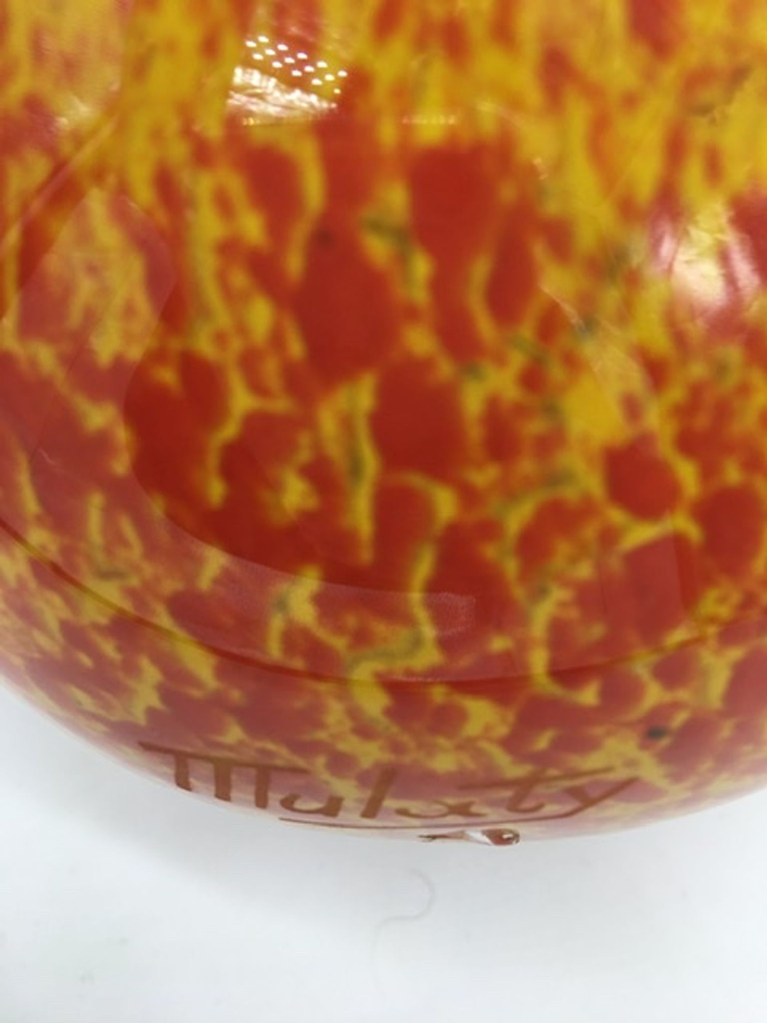 Vase à long col signé Mulaty de style Art Déco