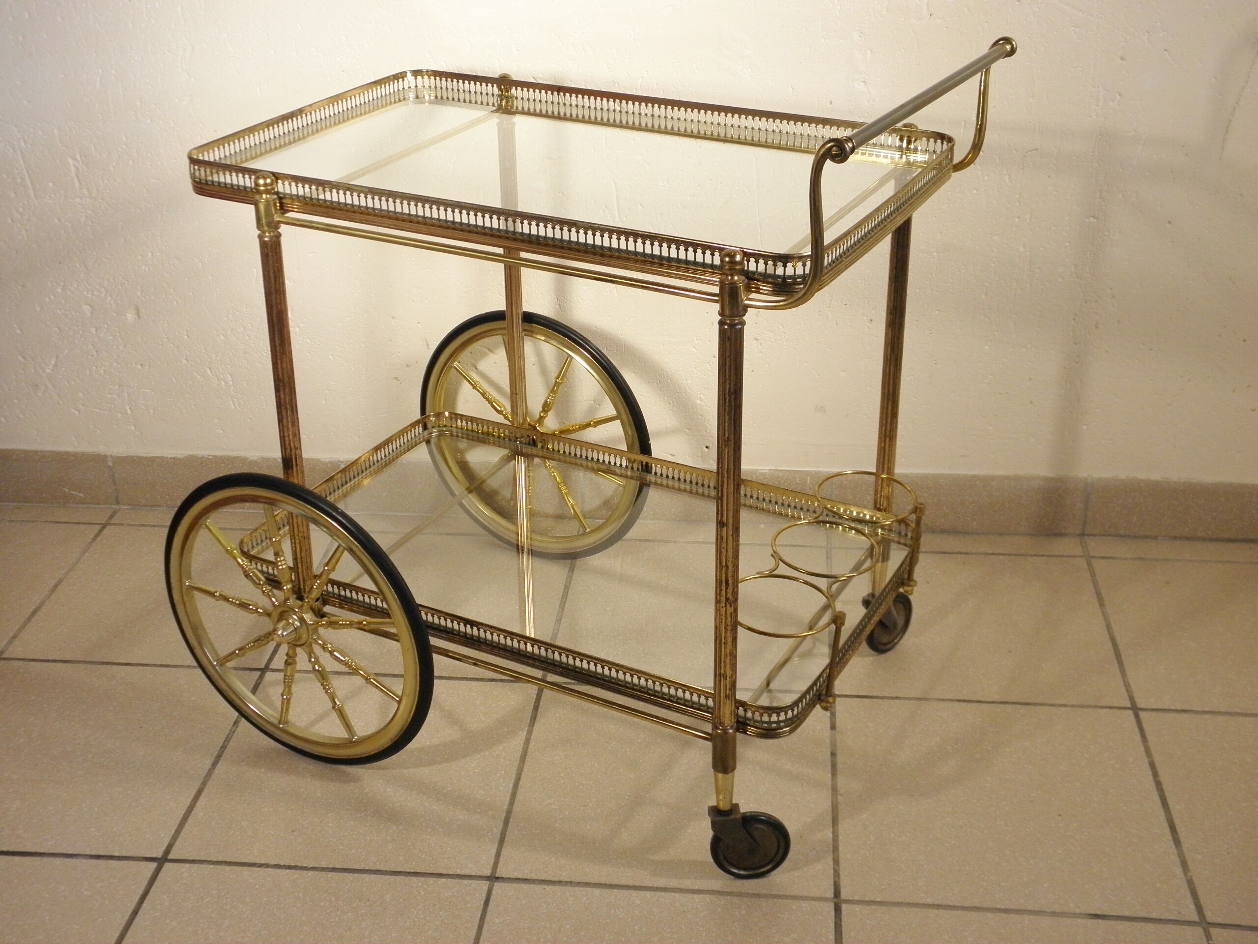 Mobile trolley - golden bar