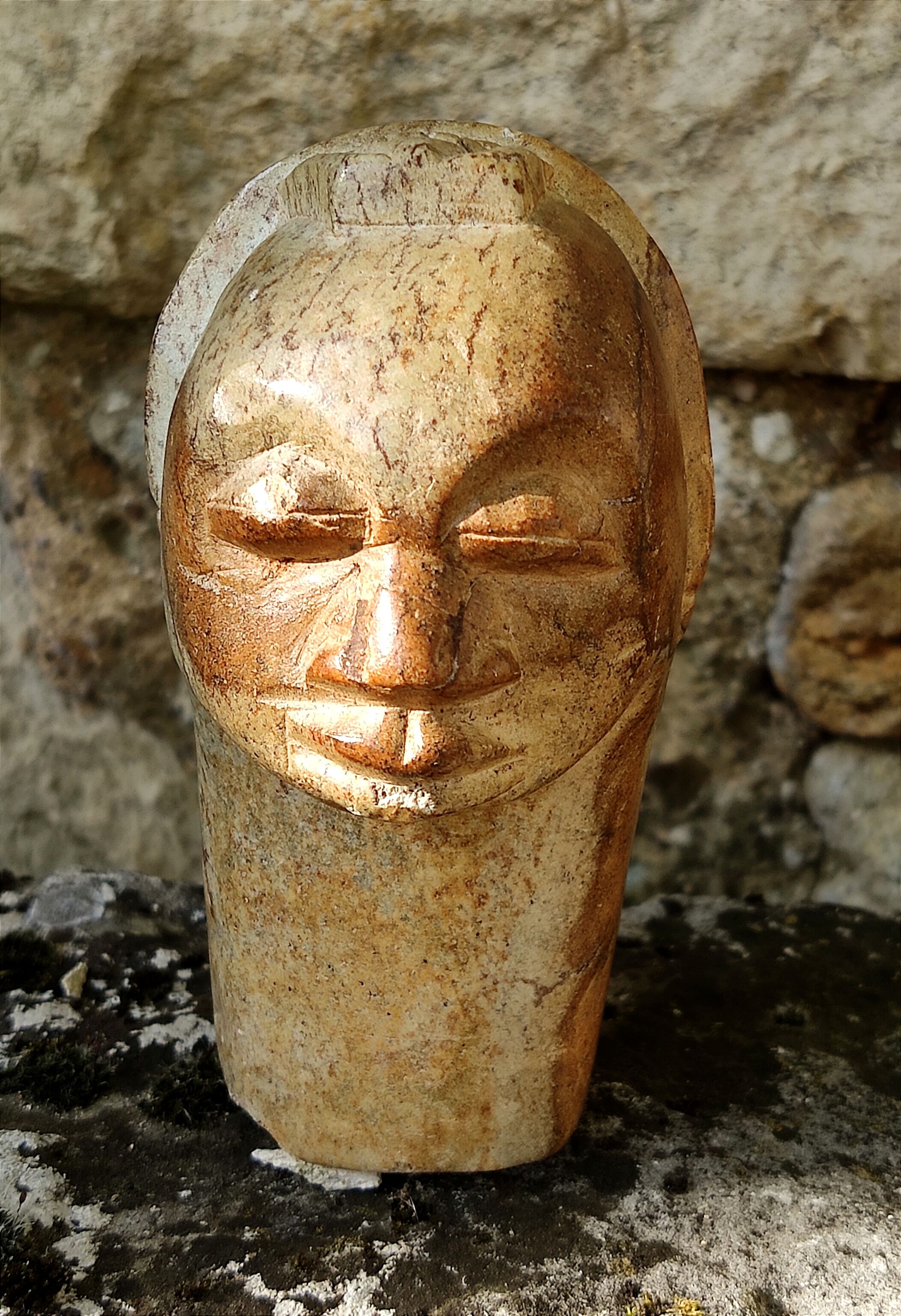 Stone sculpture - African head - Gabon