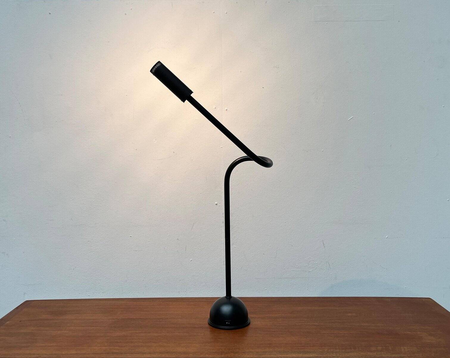 Postmodern Stringa table lamp by Hans Ansems for Luxo, 1980s.