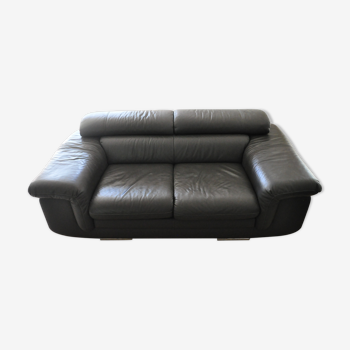 2-seater sofa in anthracite grey cowhide