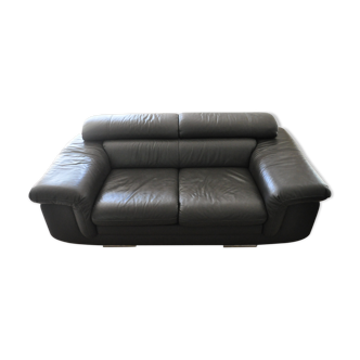 2-seater sofa in anthracite grey cowhide