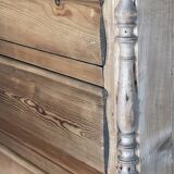 Large 19th century Scandinavian pine chest of drawers