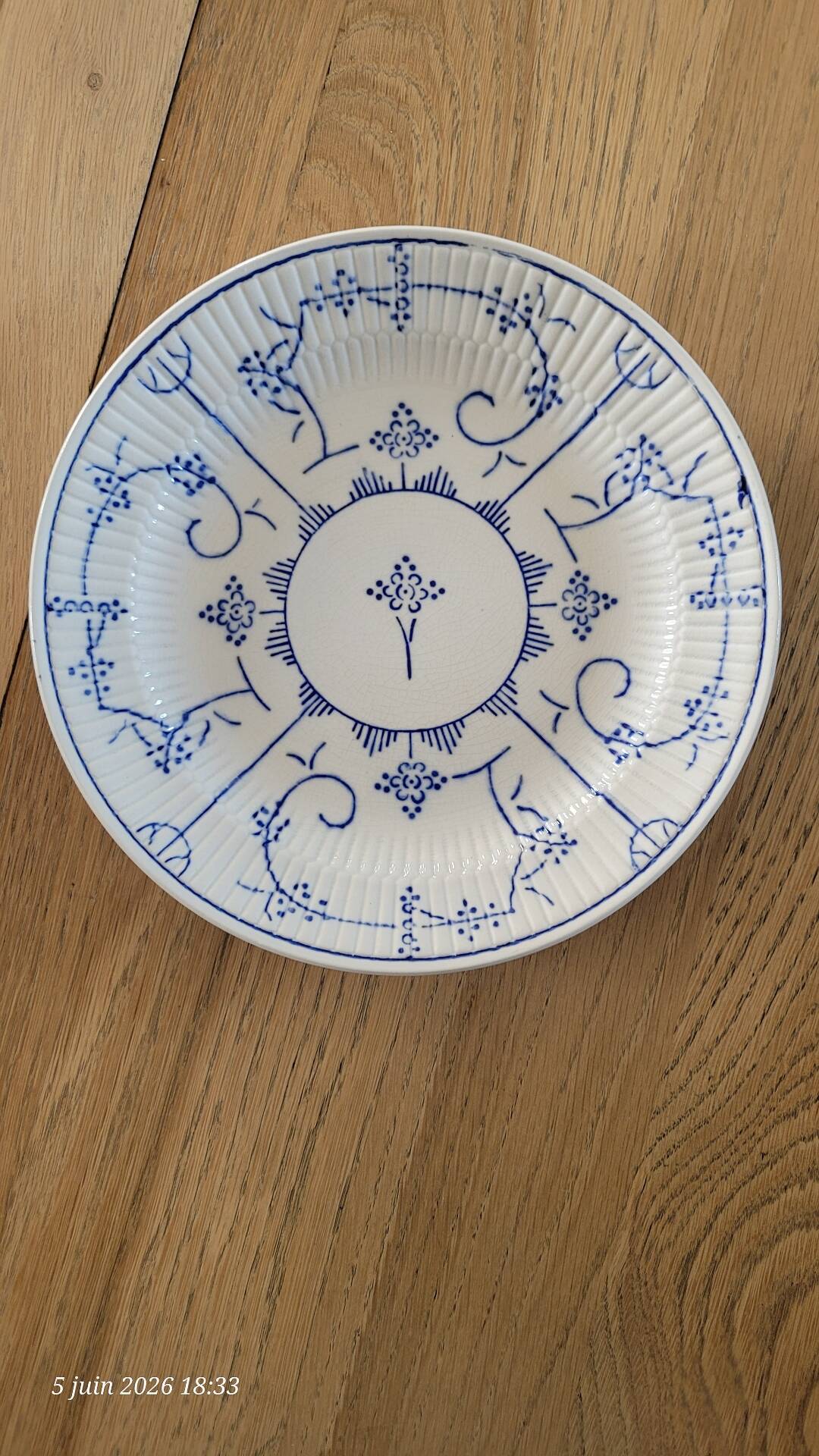 8 flat plates model Copenhagen Boch Frères La Louvière